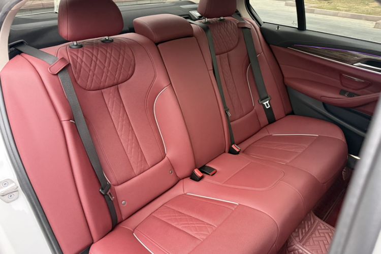 Used BMW 5 Series New Energy 2022 Restyled 535Le M Sport Package Interior 1