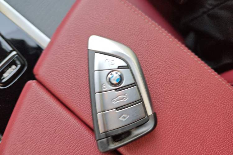 Used BMW 5 Series New Energy 2022 Restyled 535Le M Sport Package Interior 1