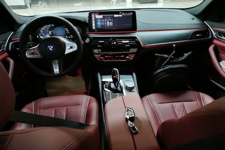 Used BMW 5 Series New Energy 2022 Second Facelift 535Le M Sport Package Interior 2