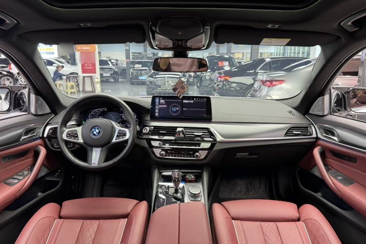 Used BMW 5 Series New Energy 2022 Second Facelift 535Le Pioneer Edition M Sport Package Interior 4
