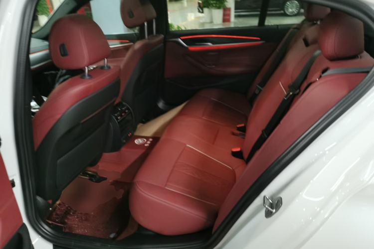 Used BMW 5 Series New Energy 2022 Second Facelift 535Le M Sport Package Interior 4