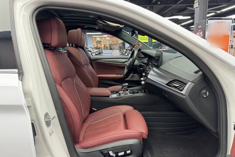 Used BMW 5 Series New Energy 2022 Second Facelift 535Le Pioneer Edition M Sport Package Interior 7