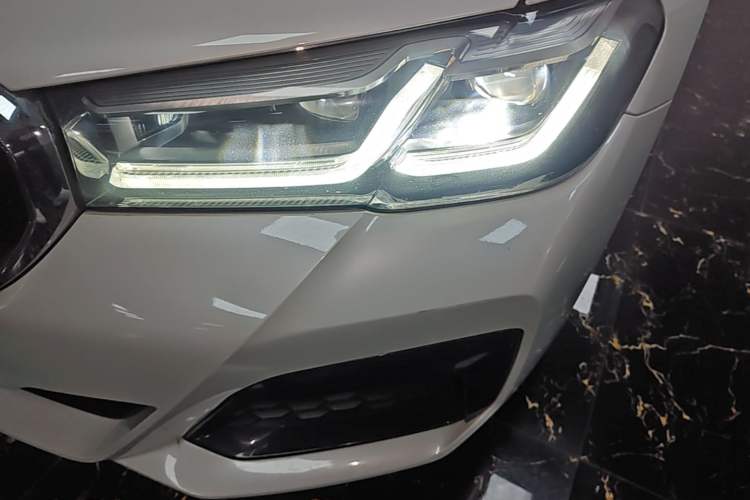 Used BMW 5 Series New Energy 2022 Restyled 535Le M Sport Package Left Front Headlight