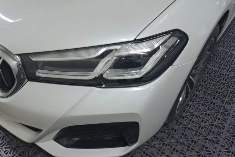 Used BMW 5 Series New Energy 2022 Restyled 535Le M Sport Package Left Front Headlight