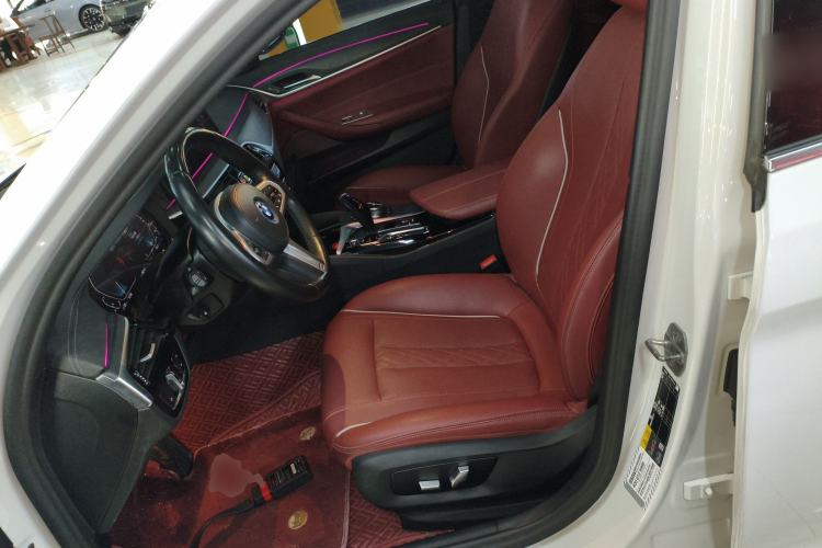 Used BMW 5 Series New Energy 2022 535Le M Sport Package Left Front Seat