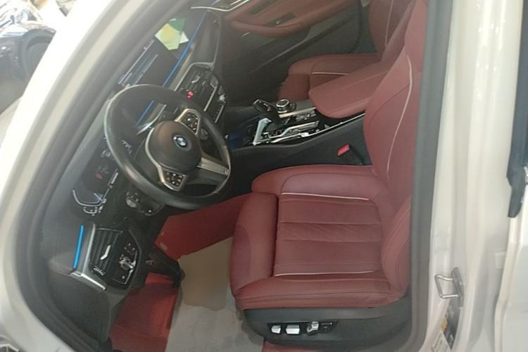 Used BMW 5 Series New Energy 2022 Second Facelift 535Le Pioneer Edition M Sport Package Left Front Seat