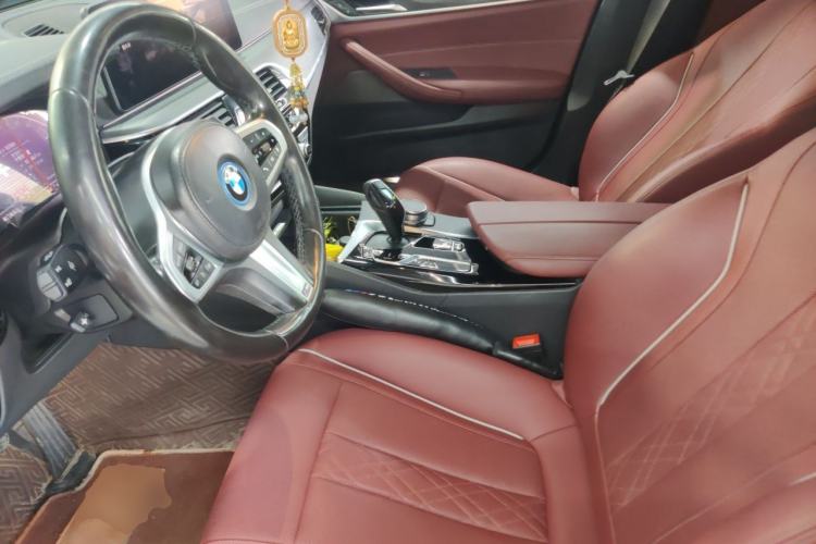 Used BMW 5 Series New Energy 2022 Restyled 535Le M Sport Package Left Front Seat