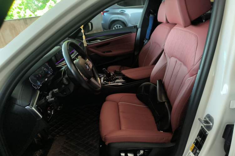Used BMW 5 Series New Energy 2022 Second Facelift 535Le Pioneer Edition M Sport Package Left Front Seat