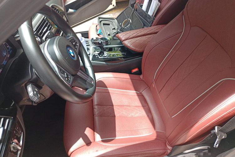Used BMW 5 Series New Energy 2022 535Le Pioneer Edition M Sport Package Left Front Seat