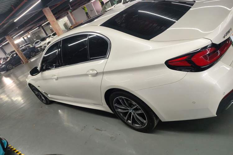 Used BMW 5 Series New Energy 2022 Second Facelift 535Le Pioneer Edition M Sport Package Left Side