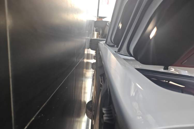 Used BMW 5 Series New Energy 2022 535Le Pioneer Edition M Sport Package Left Side Sill
