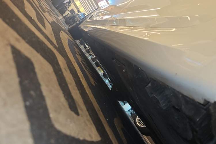Used BMW 5 Series New Energy 2022 Second Facelift 535Le M Sport Package Left Side Sill