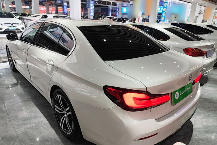 Used BMW 5 Series New Energy 2022 Updated Version 535Le Luxury Package Rear Left 45 Deg