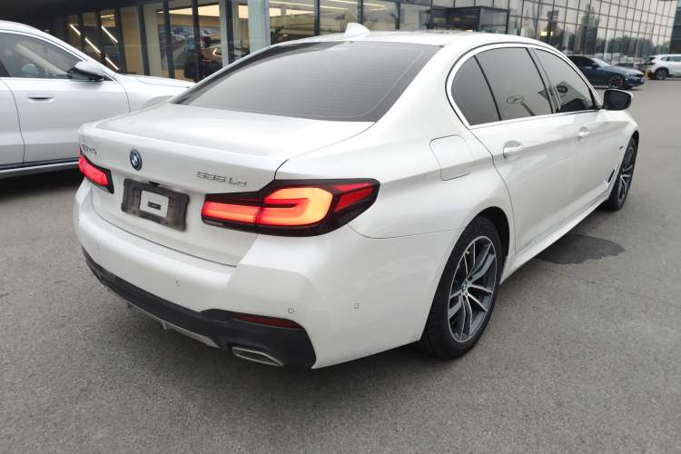 Used BMW 5 Series New Energy 2022 Second Facelift 535Le M Sport Package Rear Right 45 Deg
