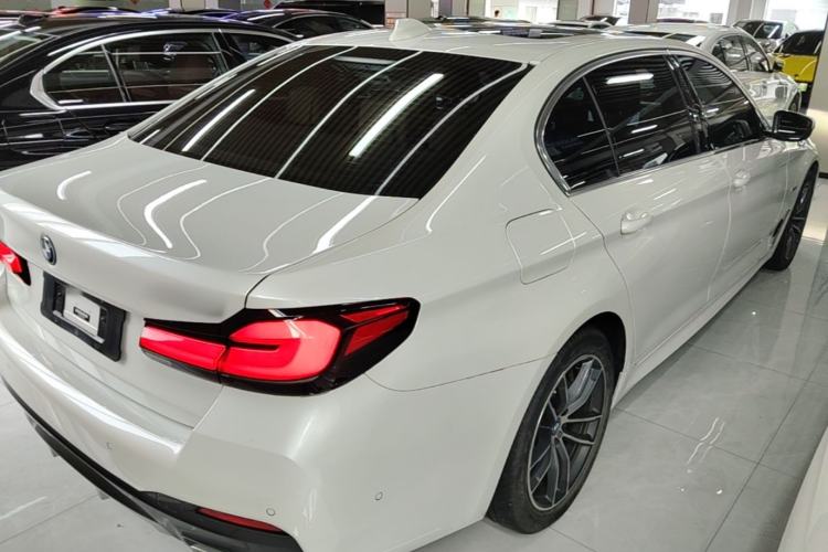 Used BMW 5 Series New Energy 2022 Restyled 535Le M Sport Package Rear Right 45 Deg