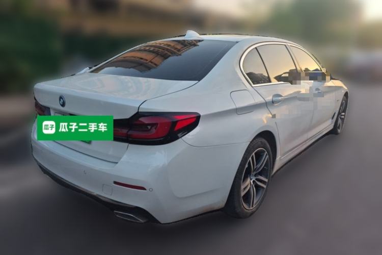 Used BMW 5 Series New Energy 2022 Updated Version 535Le Luxury Package Rear Right 45 Deg