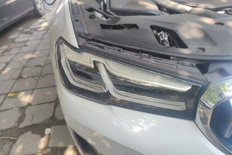 Used BMW 5 Series New Energy 2022 Updated Version 535Le Luxury Package Right Front Headlight