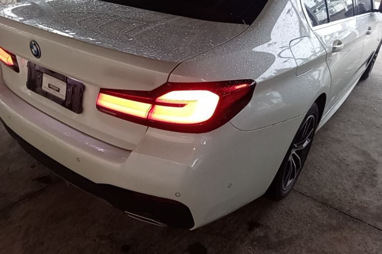 Used BMW 5 Series New Energy 2022 Restyled 535Le M Sport Package Right Rear Taillight
