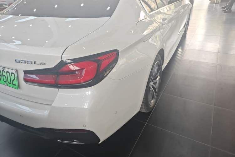 Used BMW 5 Series New Energy 2022 535Le Pioneer Edition M Sport Package Right Rear Taillight