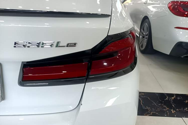 Used BMW 5 Series New Energy 2022 Second Facelift 535Le Pioneer Edition M Sport Package Right Rear Taillight