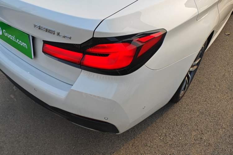 Used BMW 5 Series New Energy 2022 Second Facelift 535Le M Sport Package Right Rear Taillight