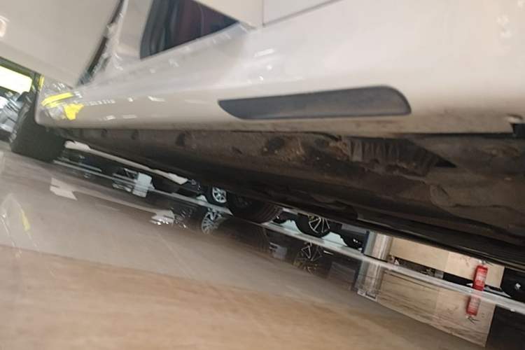 Used BMW 5 Series New Energy 2022 Second Facelift 535Le Pioneer Edition M Sport Package Right Side Sill