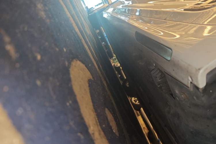 Used BMW 5 Series New Energy 2022 Second Facelift 535Le M Sport Package Right Side Sill