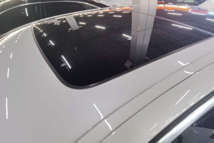 Used BMW 5 Series New Energy 2022 Restyled 535Le M Sport Package Roof