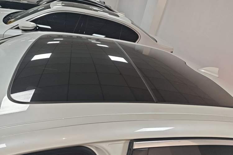 Used BMW 5 Series New Energy 2022 Restyled 535Le Pioneer Edition M Sport Package Roof
