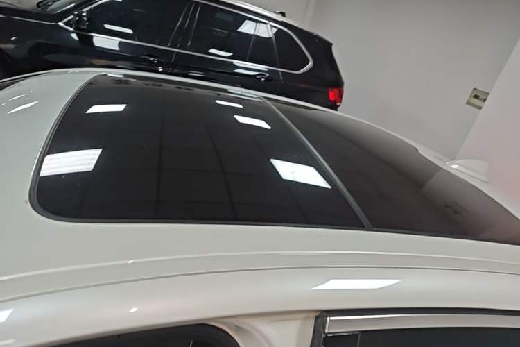 Used BMW 5 Series New Energy 2022 Restyled 535Le M Sport Package Roof