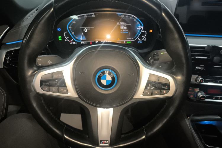 Used BMW 5 Series New Energy 2022 Restyled 535Le M Sport Package Steering Wheel