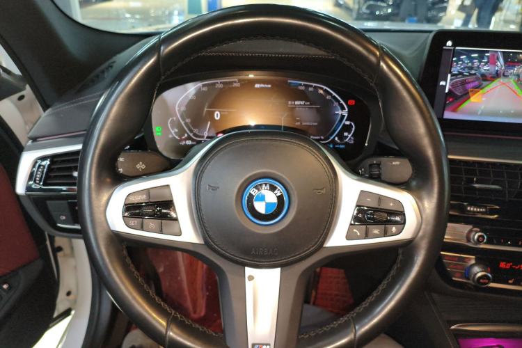 Used BMW 5 Series New Energy 2022 535Le M Sport Package Steering Wheel