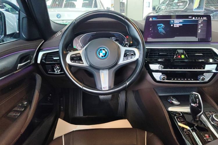 Used BMW 5 Series New Energy 2022 Restyled 535Le M Sport Package Steering Wheel