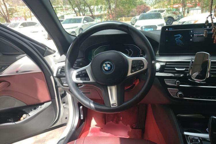 Used BMW 5 Series New Energy 2022 Updated Version 535Le Luxury Package Steering Wheel