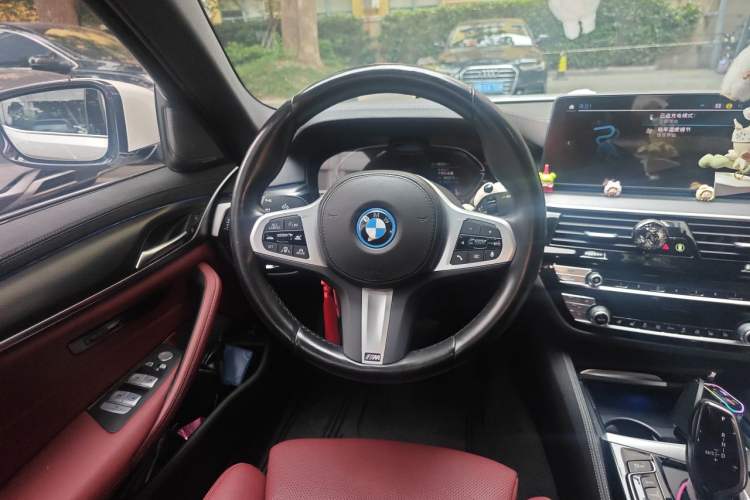 Used BMW 5 Series New Energy 2022 Second Facelift 535Le Pioneer Edition M Sport Package Steering Wheel