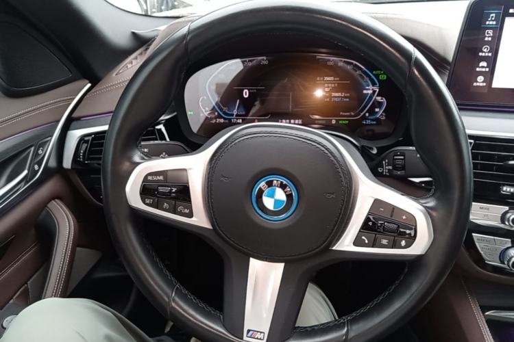 Used BMW 5 Series New Energy 2022 Restyled 535Le M Sport Package Steering Wheel