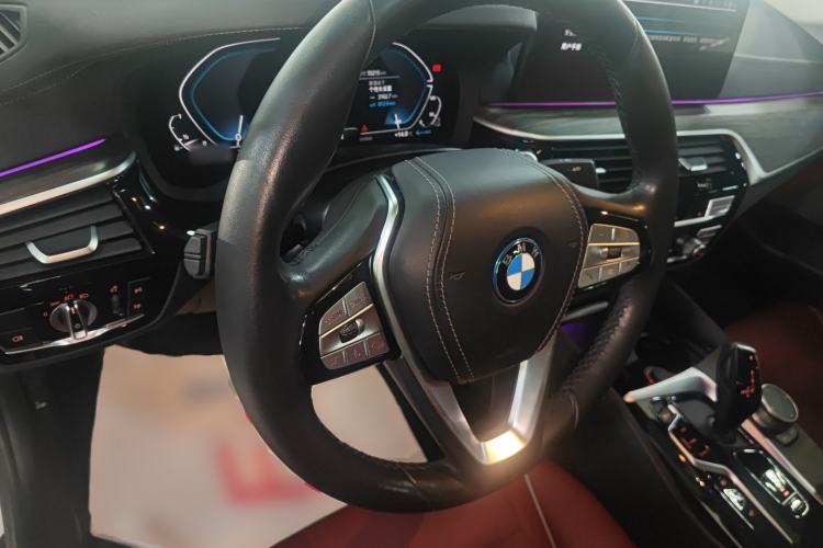 Used BMW 5 Series New Energy 2022 Updated Version 535Le Luxury Package Steering Wheel