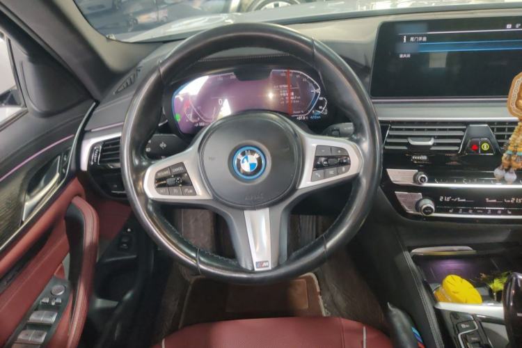 Used BMW 5 Series New Energy 2022 Restyled 535Le M Sport Package Steering Wheel