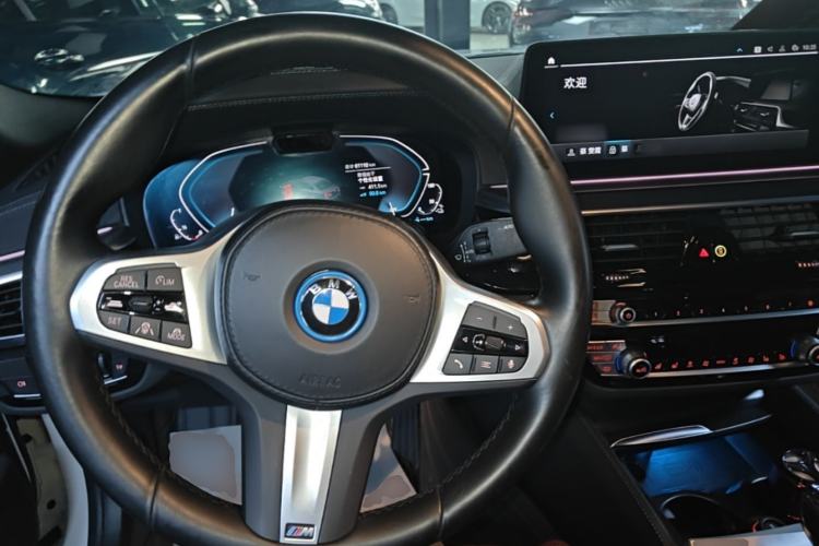 Used BMW 5 Series New Energy 2022 Second Facelift 535Le Pioneer Edition M Sport Package Steering Wheel