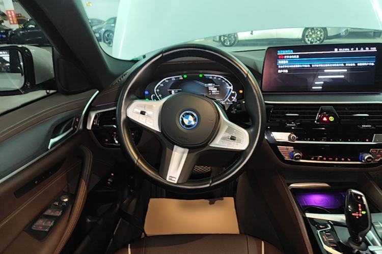 Used BMW 5 Series New Energy 2022 Second Facelift 535Le M Sport Package Steering Wheel
