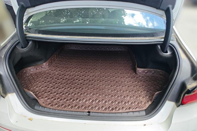Used BMW 5 Series New Energy 2022 Restyled 535Le M Sport Package Trunk