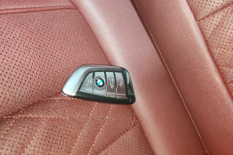 Used BMW 5 Series New Energy 2022 Restyled 535Le M Sport Package Vehicle Key
