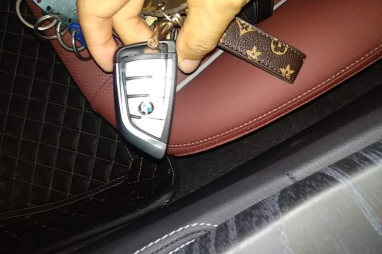 Used BMW 5 Series New Energy 2022 Restyled 535Le M Sport Package Vehicle Key