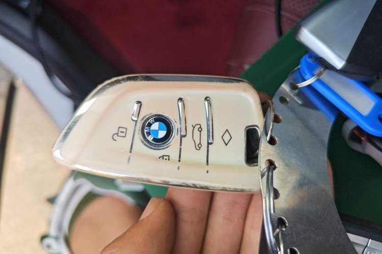 Used BMW 5 Series New Energy 2022 Second Facelift 535Le M Sport Package Vehicle Key