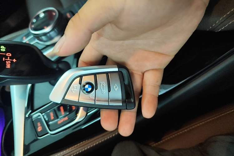 Used BMW 5 Series New Energy 2022 Second Facelift 535Le M Sport Package Vehicle Key