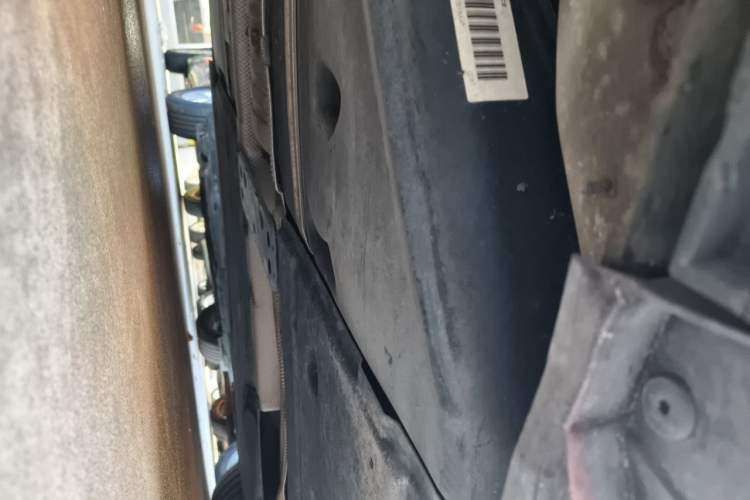 Used BMW 6 Series 2006 630i two-door coupe Chassis Rear Right
