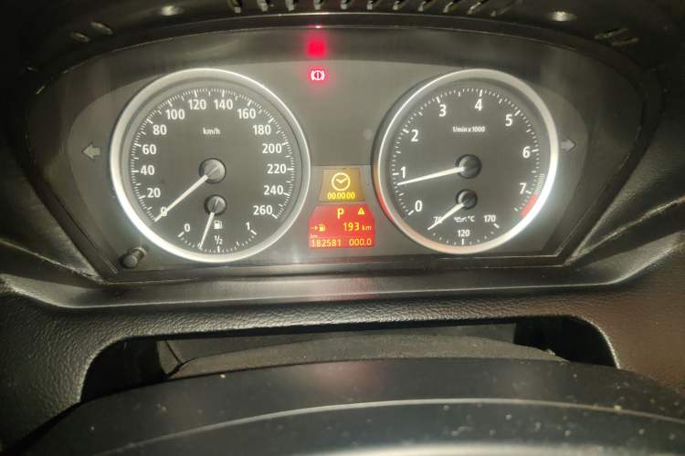 Used BMW 6 Series 2006 630i two-door coupe Instrument Cluster
