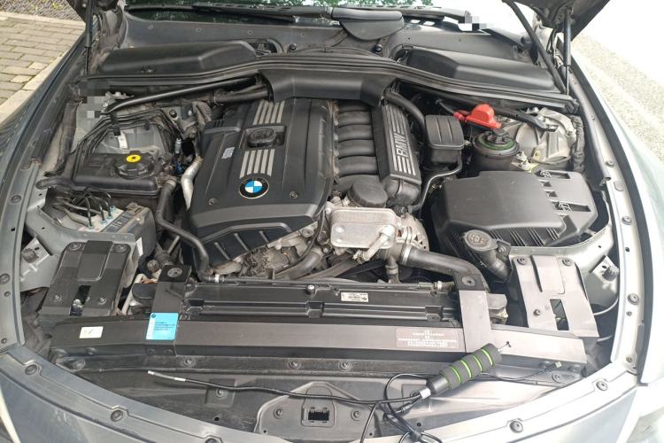 Used BMW 6 Series 2007 630i Coupe Engine Bay
