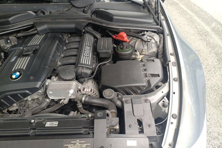 Used BMW 6 Series 2007 630i Coupe Engine Bay Left