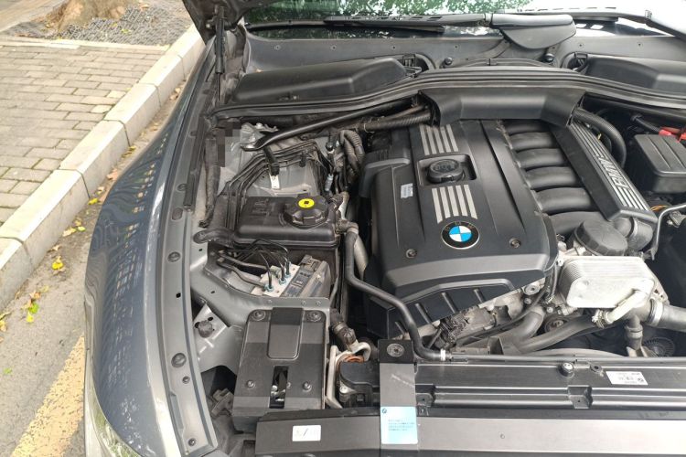 Used BMW 6 Series 2007 630i Coupe Engine Bay Right